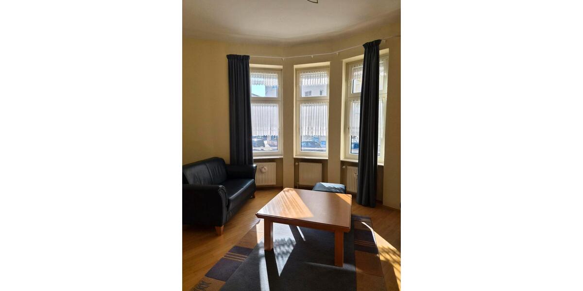 Hochparterre Magdeburg Nordwest - 4 Zimmer, 105 m&sup2;, 1.450&euro; | Angebot:27628245