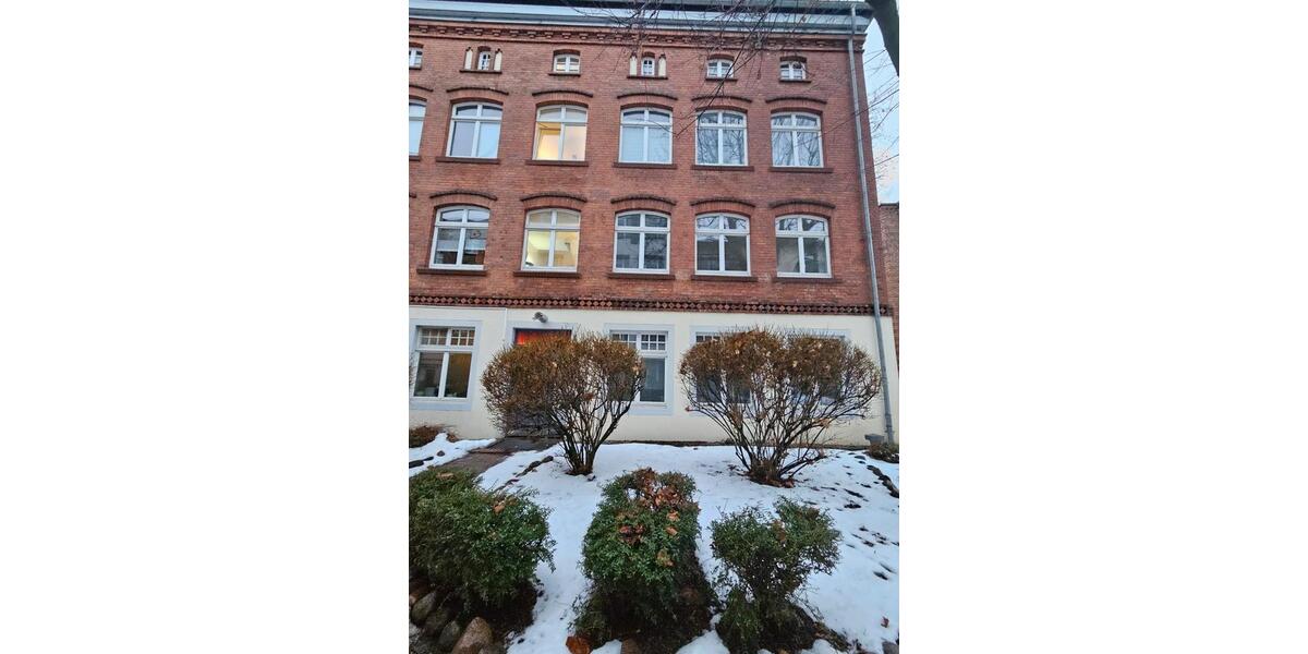 Etagenwohnung Magdeburg Neue Neustadt - 3 Zimmer, 89 m&sup2;, 630&euro; | Angebot:25903022