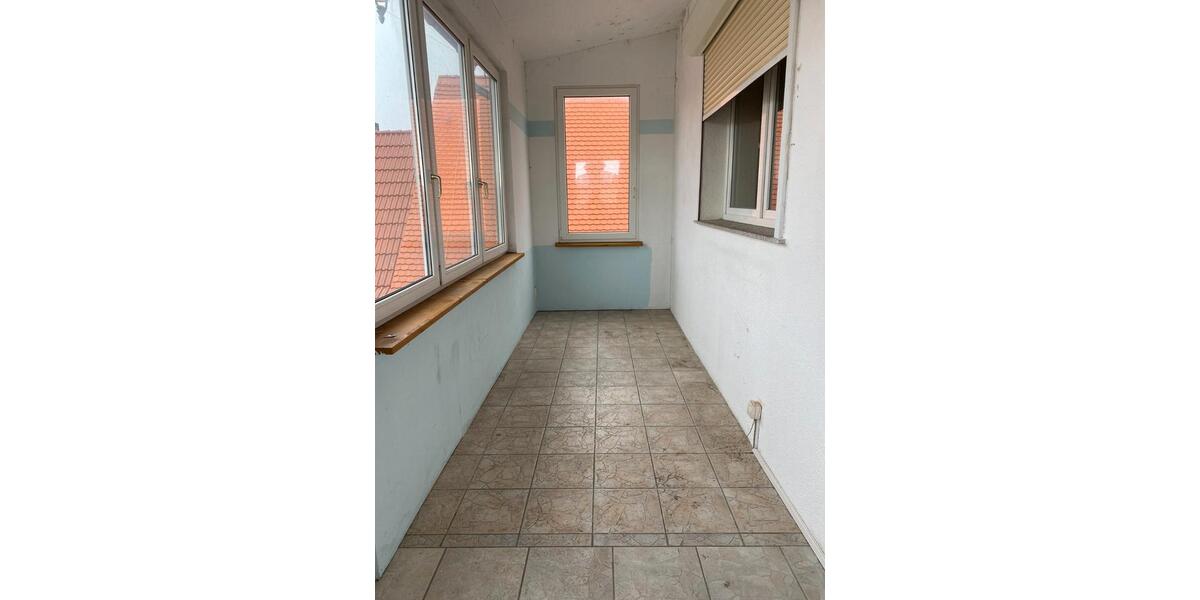 Dachgeschoßwohnung Calbe (Saale) - 3 Zimmer, 88 m&sup2;, 460&euro; | Angebot:26341168