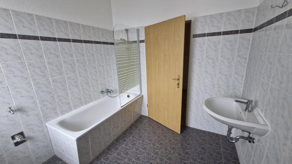 Dachgeschoßwohnung Magdeburg Leipziger Straße - 3 Zimmer, 78 m&sup2;, 510&euro; | Angebot:18896990