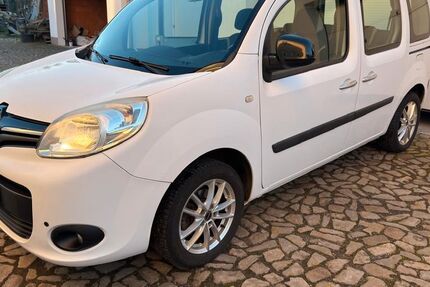 Renault Kangoo 123.274 km 7.799 &euro; Osterweddingen 39171