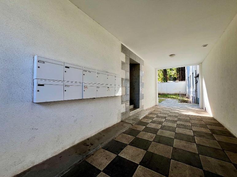 Dachgeschoßwohnung Magdeburg Leipziger Straße - 2.5 Zimmer, 64 m&sup2;, 400&euro; | Angebot:27532906