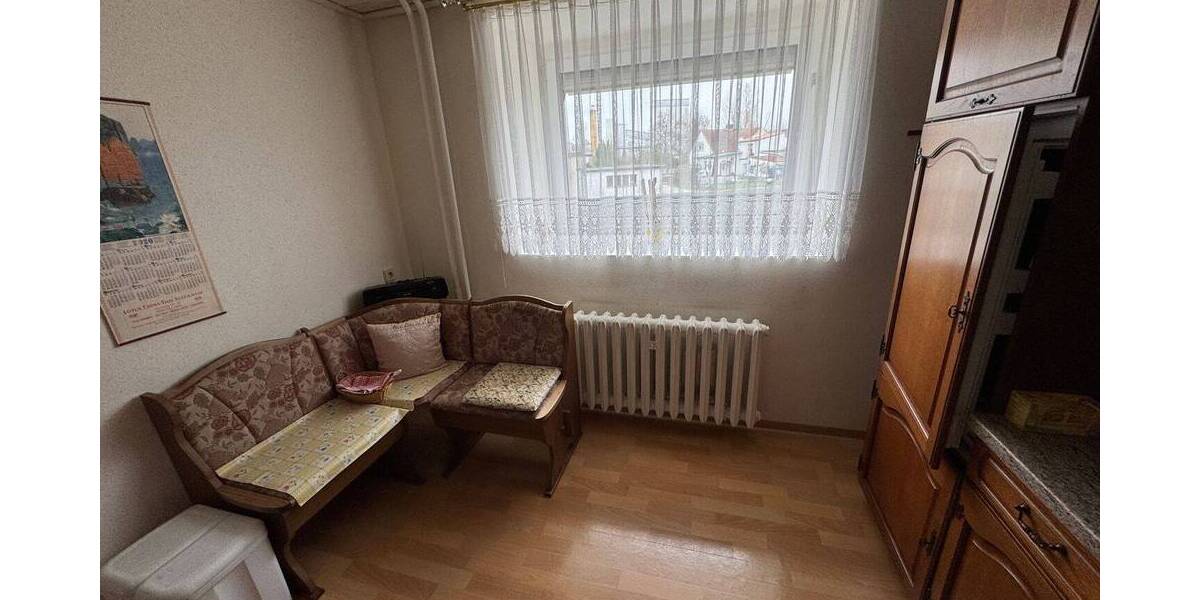 Einfamilienhaus Calbe - 4 Zimmer, 100 m&sup2;, 129.000&euro; | Angebot:26202123