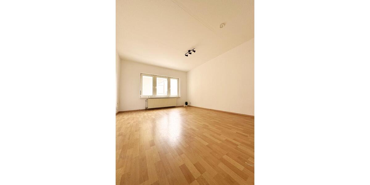 Etagenwohnung Oschersleben (Bode) - 1 Zimmer, 36 m&sup2;, 223&euro; | Angebot:26297398