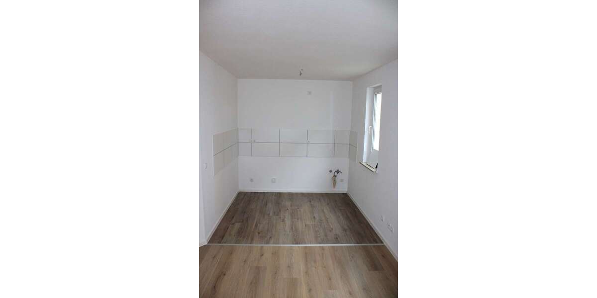 frisch renovierte 3 Zimmer-Wohnung mit Balkon und Tageslichtbad *ab sofort verfügbar* - Appartement Magdeburg Leipziger Straße | Angebot:10907964