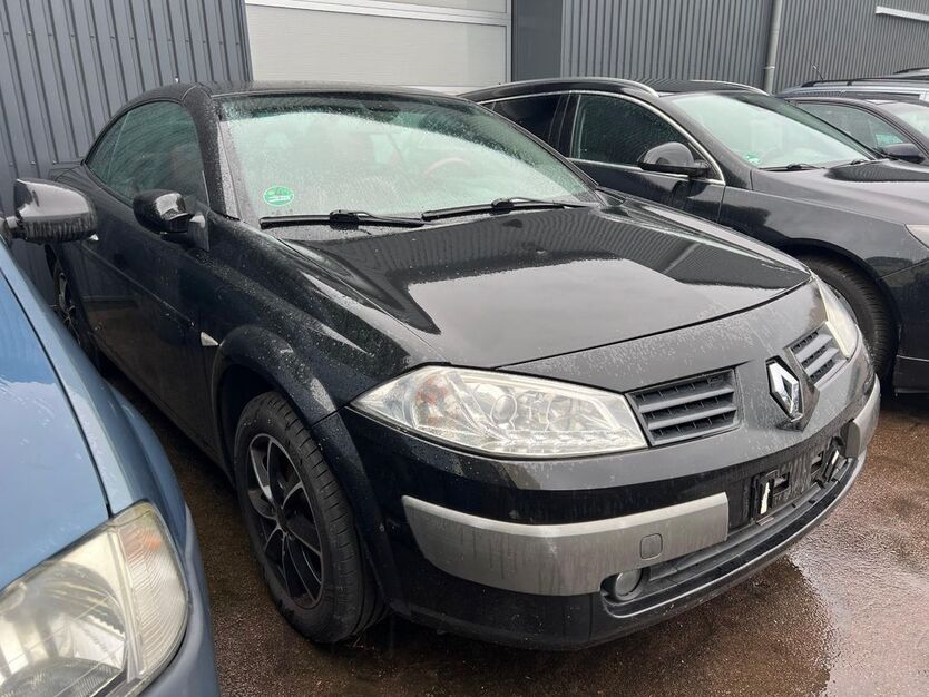 Renault Megane 220.000 km 750 € Schönebeck 39218