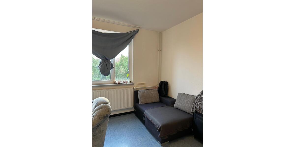 Etagenwohnung Magdeburg Brückfeld - 1 Zimmer, 27 m&sup2;, 283&euro; | Angebot:26516412