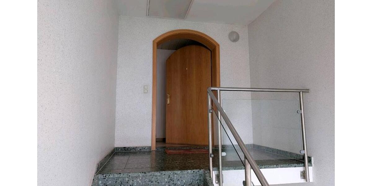 Dachgeschoßwohnung Magdeburg Lemsdorf - 4 Zimmer, 146 m&sup2;, 1.200&euro; | Angebot:26676914