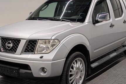 Nissan Navara 179.000 km 8.480 &euro; Langenweddingen 39171