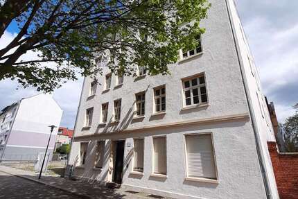 Wohnung zum Mieten in Magdeburg 887 € 92 m²