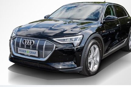 Audi e-tron 37.516 km 29.990 € Magdeburg 39126