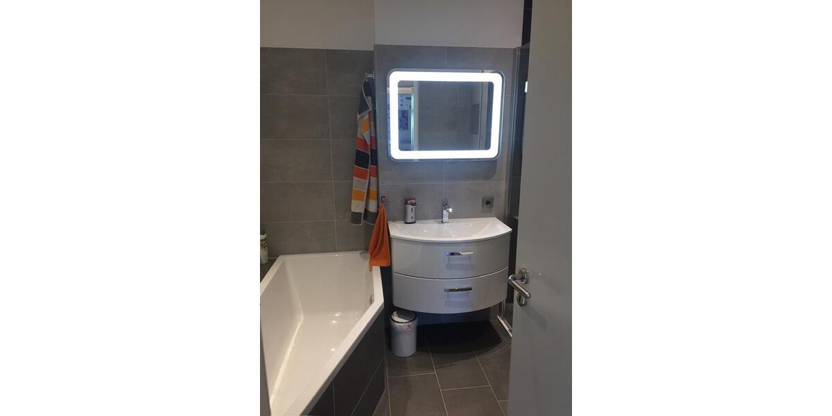 Hochparterre Magdeburg Brückfeld - 3 Zimmer, 72 m&sup2;, 240.000&euro; | Angebot:27083832