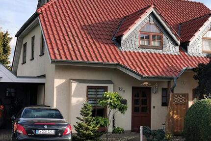 Sehr schöne Doppelhaushälfte in IrxlebenHohe Börde vom Besitzer 4 zimmer