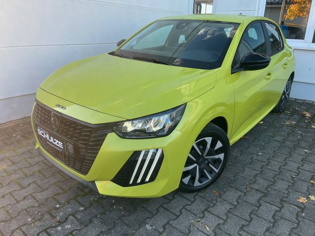 Peugeot 208 11.737 km 15.980 &euro; Magdeburg 39110