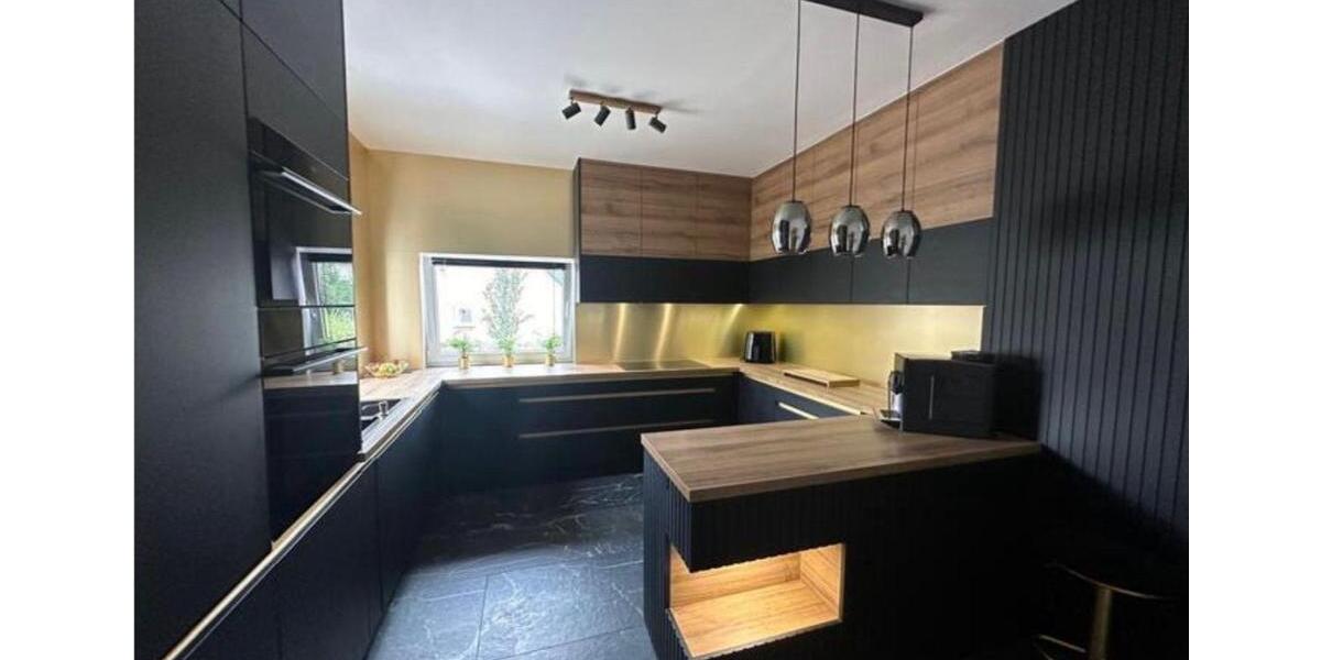 Einfamilienhaus Wolmirstedt - 6 Zimmer, 250 m&sup2;, 370.000&euro; | Angebot:27533800