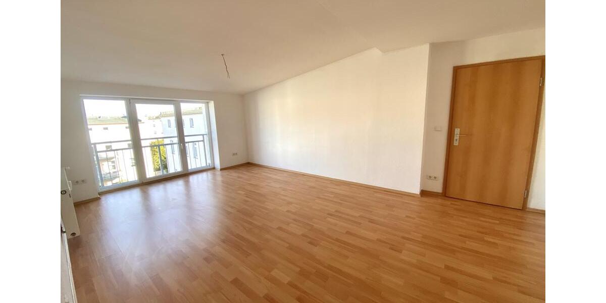 Dachgeschoßwohnung Magdeburg Leipziger Straße - 3 Zimmer, 86 m&sup2;, 473&euro; | Angebot:20575305