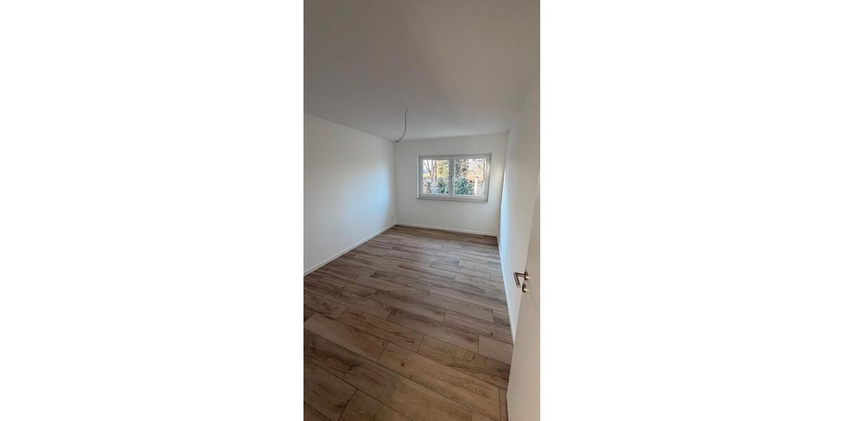Doppelhaushälfte Magdeburg Ottersleben - 5 Zimmer, 130 m&sup2;, 1.750&euro; | Angebot:26528355