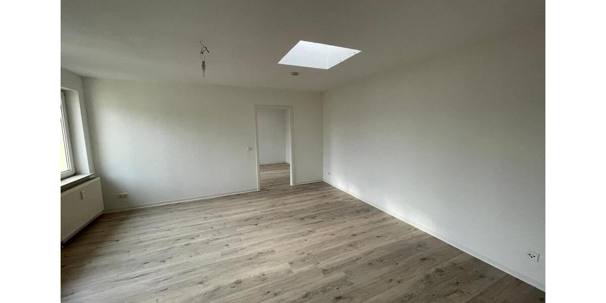 Dachgeschoßwohnung Magdeburg Nordwest - 2 Zimmer, 61 m&sup2;, 510&euro; | Angebot:26194067