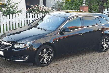 Opel Insignia 152.000 km 10.100 € Staßfurt 39418