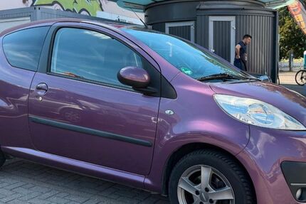 Peugeot 107 128.000 km 2.890 &euro; Magdeburg 39112