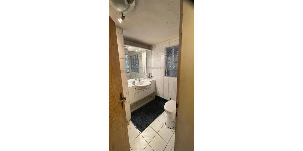 Erdgeschoßwohnung Erxleben - 4 Zimmer, 90 m&sup2;, 600&euro; | Angebot:26160773