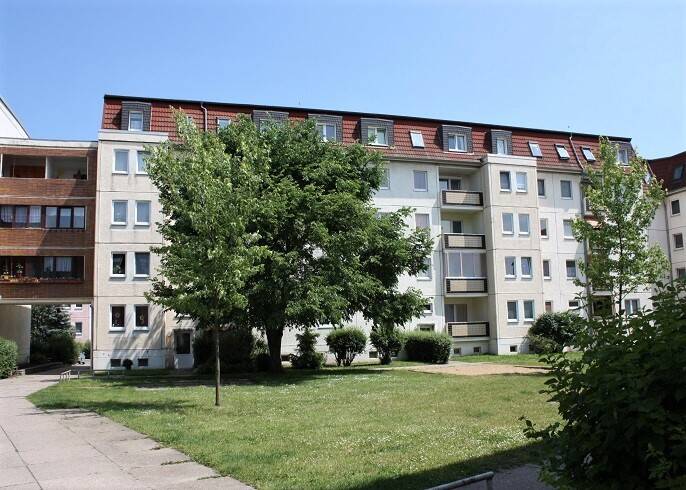 Etagenwohnung Oschersleben Oschersleben - 4 Zimmer, 70 m&sup2;, 373&euro; | Angebot:26869354