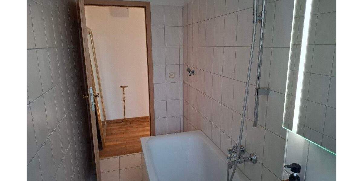 Etagenwohnung Magdeburg Neue Neustadt - 2 Zimmer, 50 m&sup2;, 390&euro; | Angebot:25701994