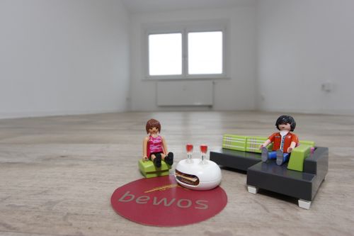 Etagenwohnung Oschersleben (Bode) - 3 Zimmer, 80 m&sup2;, 602&euro; | Angebot:26556582