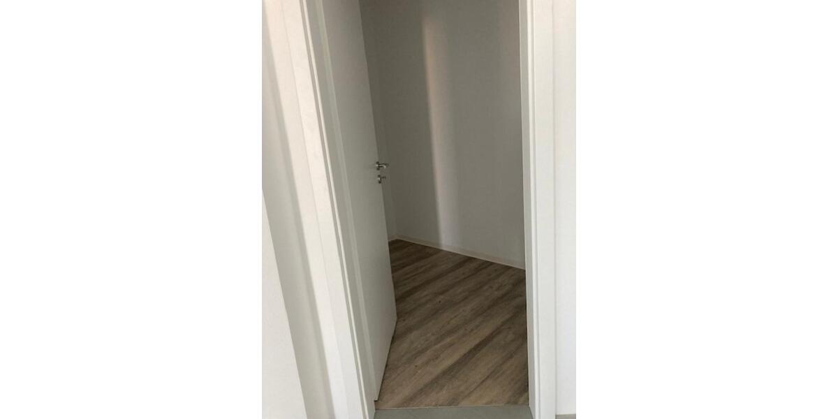 Einfamilienhaus Magdeburg Nordwest - 4 Zimmer, 220 m&sup2;, 1.990&euro; | Angebot:25086952