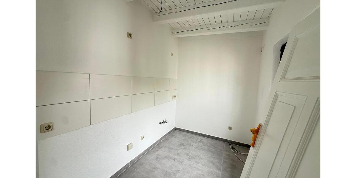Dachgeschoßwohnung Magdeburg Nordwest - 3 Zimmer, 107 m&sup2;, 856&euro; | Angebot:26626902