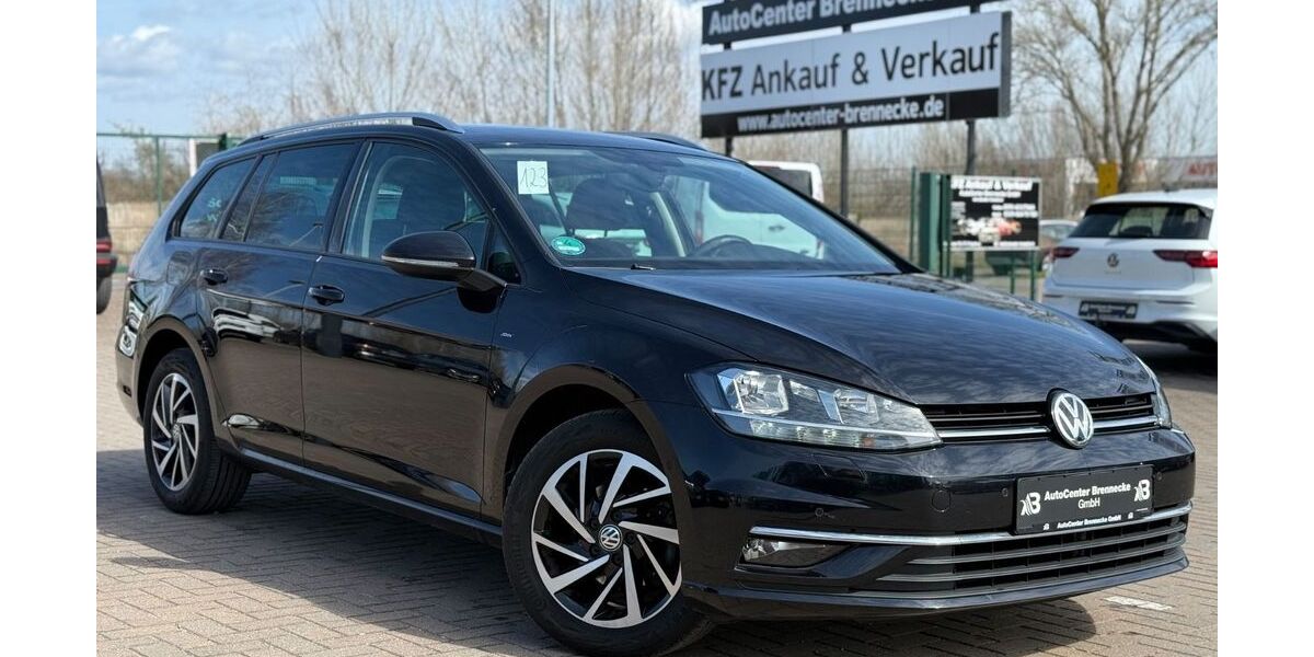 VW Golf 99.518 km 15.950 &euro; Magdeburg 39118