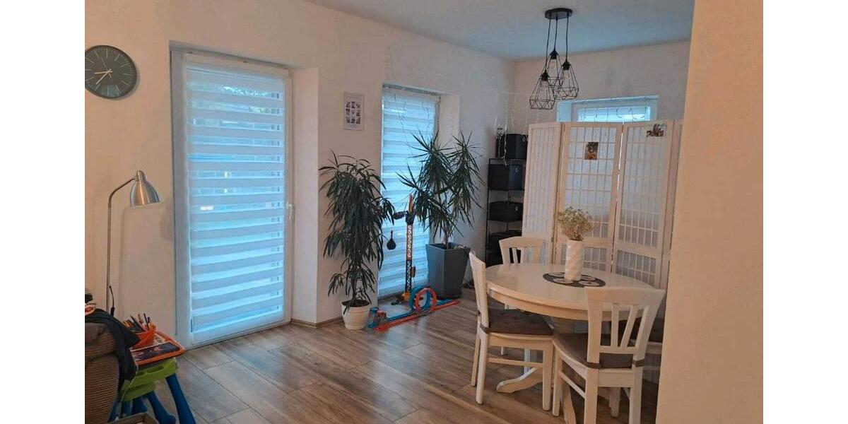 Etagenwohnung Schönebeck (Elbe) - 3 Zimmer, 100 m&sup2;, 1.000&euro; | Angebot:26266905