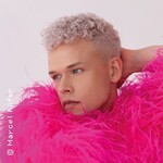 Tobias Born: FREAKS! – Neue Männer braucht das Land I HumorZone