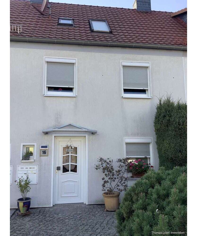 Haus zum Kaufen in Oschersleben 129.000 € 80 m²