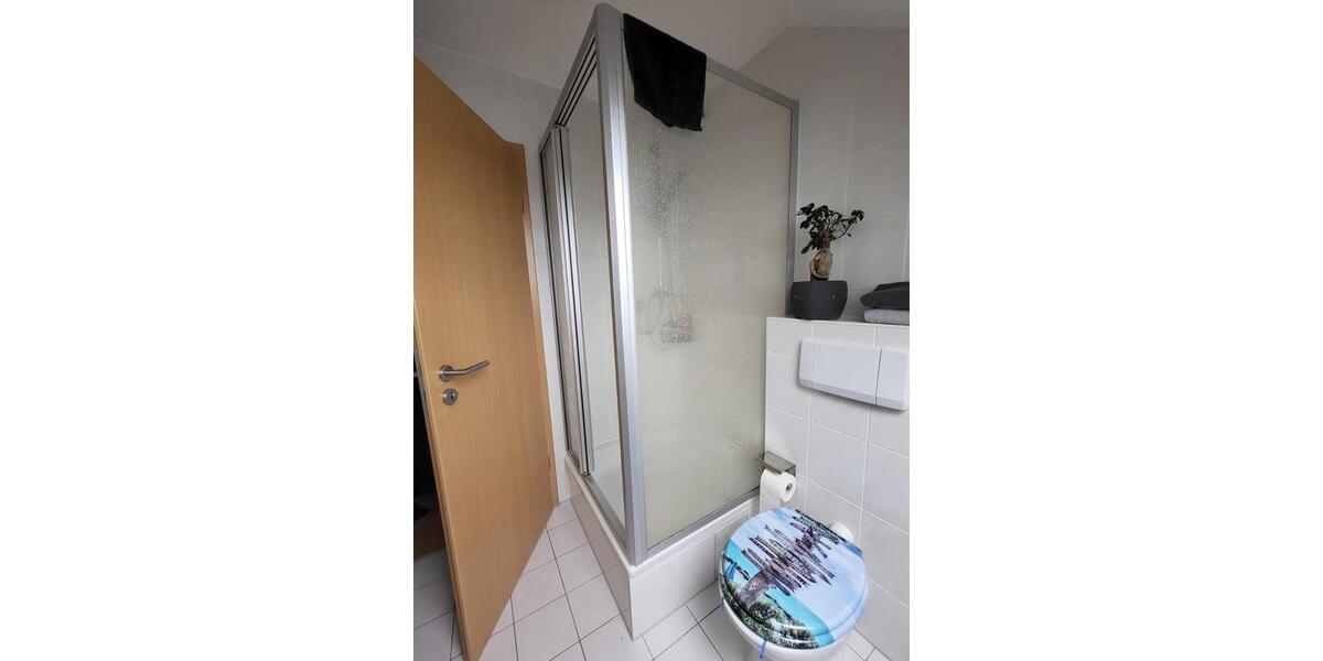 Dachgeschoßwohnung Egeln - 2 Zimmer, 63 m&sup2;, 315&euro; | Angebot:25080976