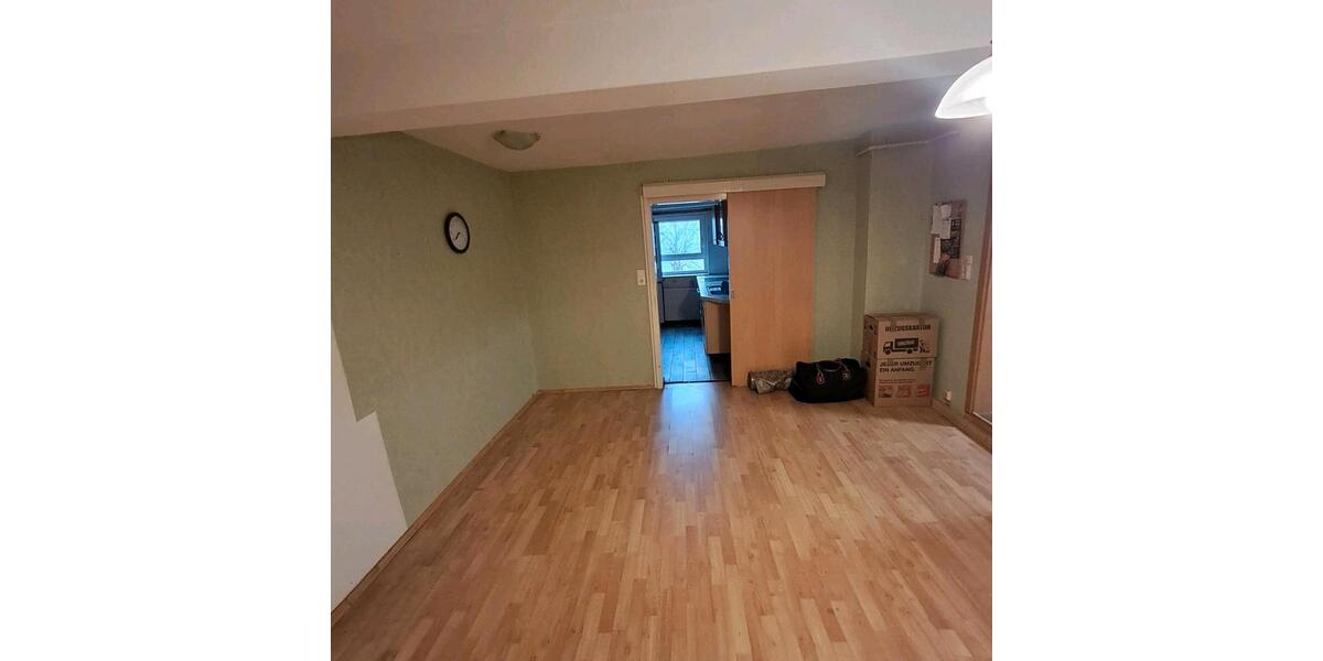 Reihenhaus Calbe (Saale) - 5 Zimmer, 125 m&sup2;, 69.000&euro; | Angebot:25444133