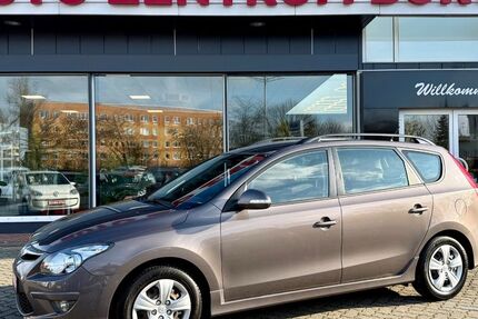 Hyundai i30 89.051 km 6.750 &euro; Burg 39288