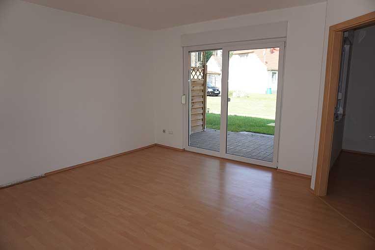 Immodrom: barrierefreie Wohnung in Hakeborn, auf Wunsch Betreuung - Erdgeschoßwohnung Börde-Hakel Hakeborn | Angebot:27070126