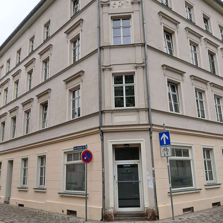 Wohnung zum Mieten in Magdeurg 700 € 92 m²