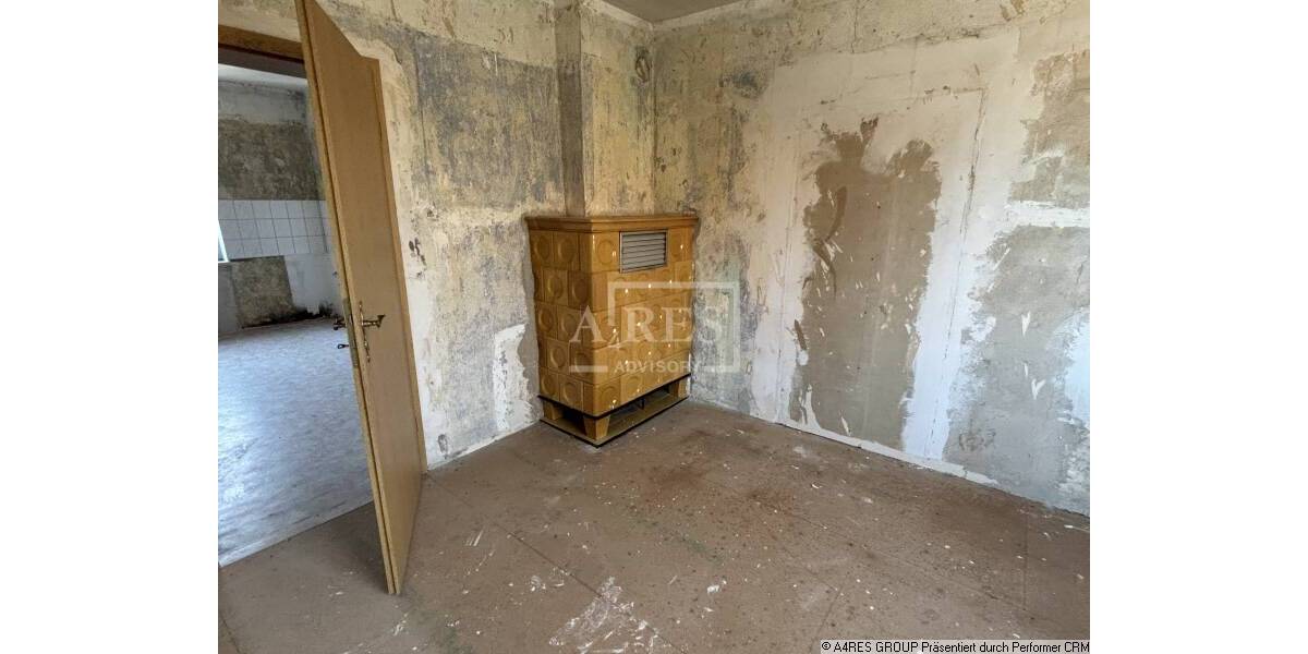 Mehrfamilienhaus, Wohnhaus Hakeborn Hakeborn - 1 Zimmer, 249 m&sup2;, 20.000&euro; | Angebot:25971029
