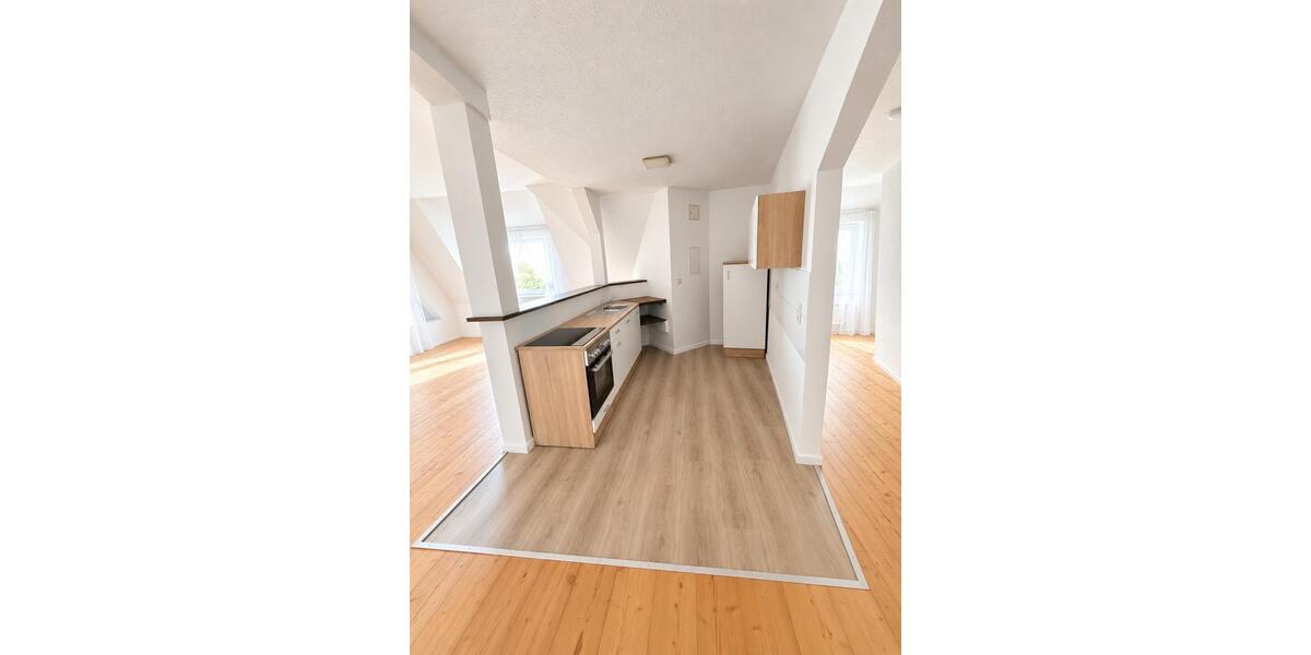 Etagenwohnung Magdeburg Leipziger Straße - 3 Zimmer, 102 m&sup2;, 765&euro; | Angebot:27533105