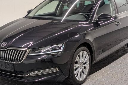 Skoda Superb 43.000 km 30.480 &euro; Langenweddingen 39171