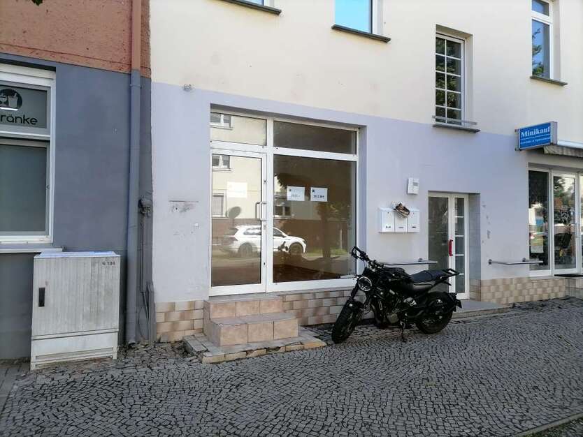 Einzelhandel in Schönebeck 200 € 17 m² zimmer