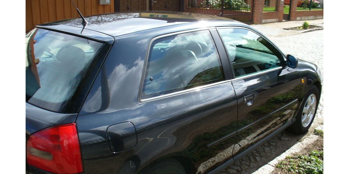 Audi A3 136.924 km 2.950 &euro; Magdeburg 39130