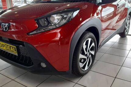 Toyota Aygo (X) 1.056 km 16.990 &euro; Burg 39288
