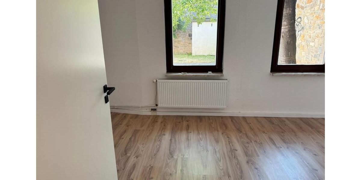 Erdgeschoßwohnung Schönebeck (Elbe) - 2 Zimmer, 68 m&sup2;, 400&euro; | Angebot:26406871