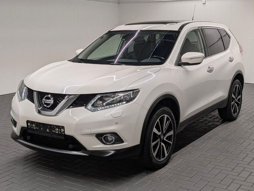 Nissan X-Trail 107.600 km 14.400 € Langenweddingen 39171