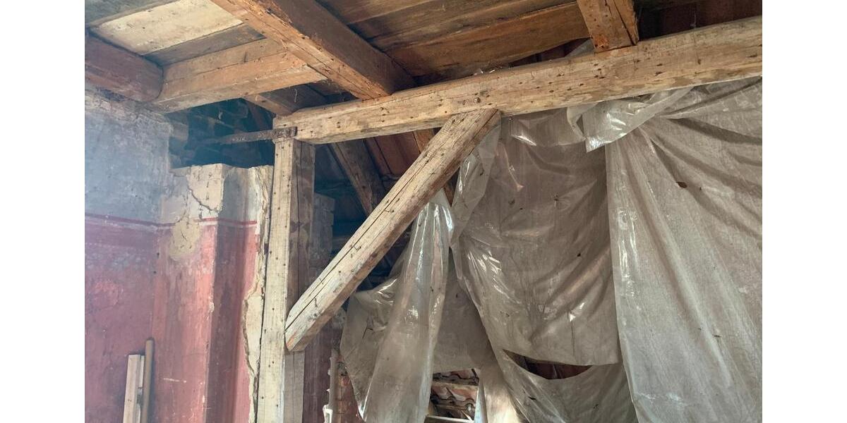 Mehrfamilienhaus, Wohnhaus Wolmirstedt - 18 Zimmer, 620 m&sup2;, 120.000&euro; | Angebot:25236469