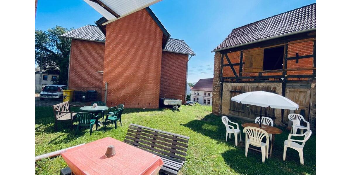 Einfamilienhaus Wolmirstedt - 9 Zimmer, 340 m&sup2;, 2.200&euro; | Angebot:23550746