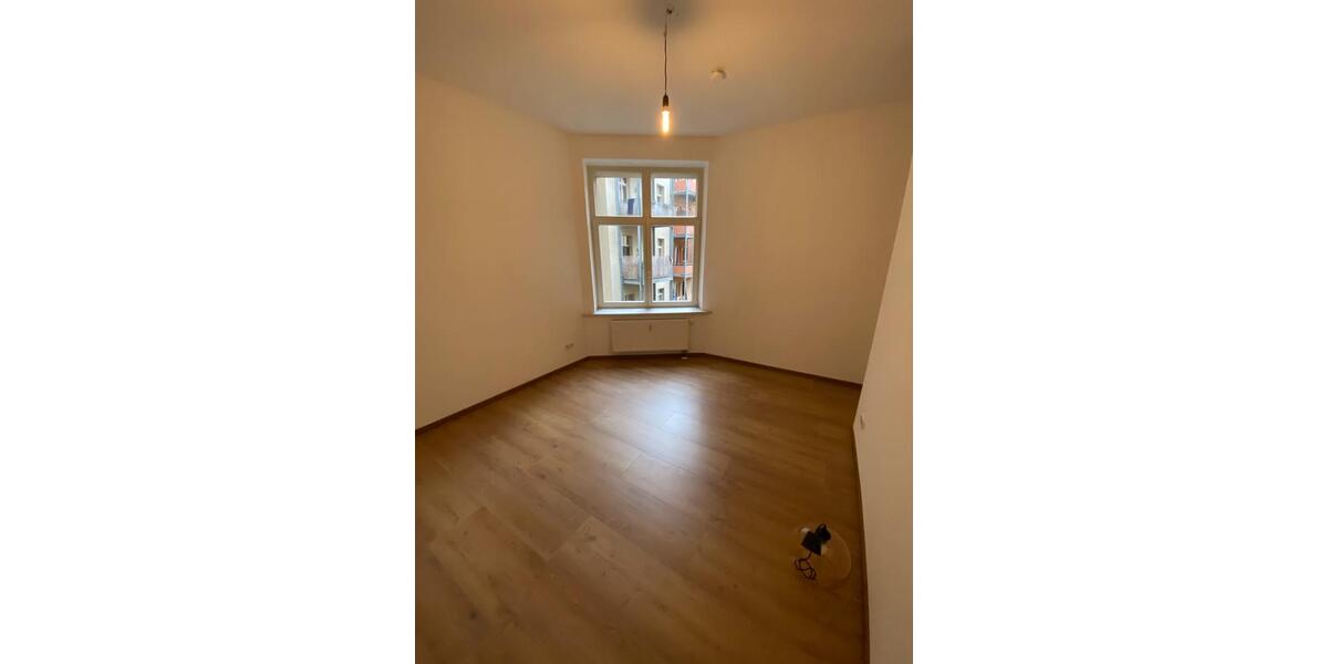 Etagenwohnung Magdeburg Nordwest - 2.5 Zimmer, 63 m&sup2;, 466&euro; | Angebot:27627941